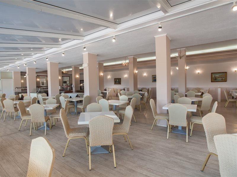 Alexandros Hotel Перама Екстериор снимка