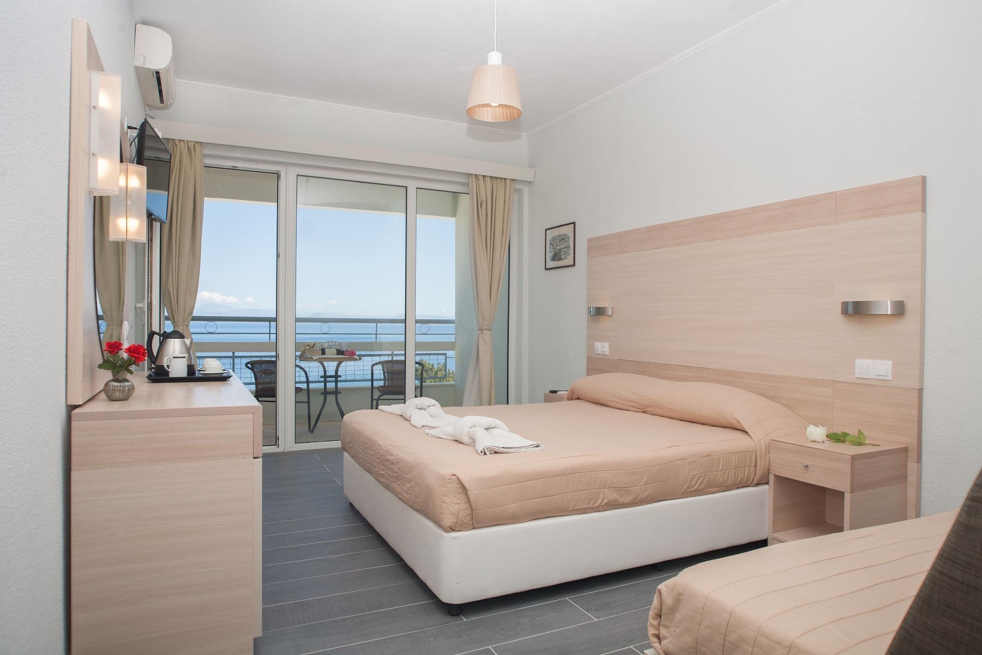 Alexandros Hotel Перама Екстериор снимка